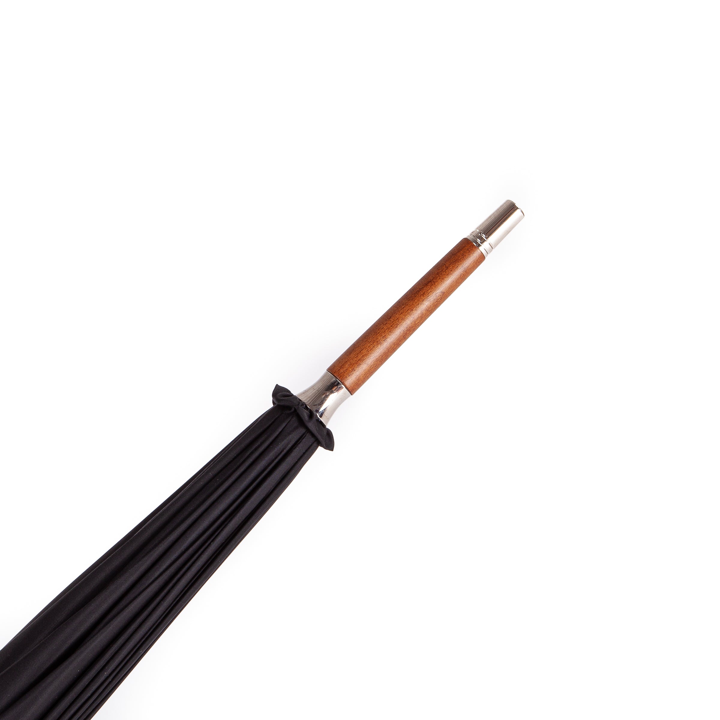 Wooden tip on classic black umbrella with brass shaft and wood handle – handcrafted in Italy, plastic-free